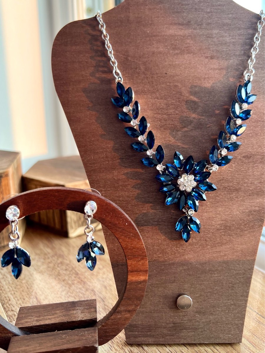 Silver Plated Blue Rhinestone Necklace& Earrings wedding party special