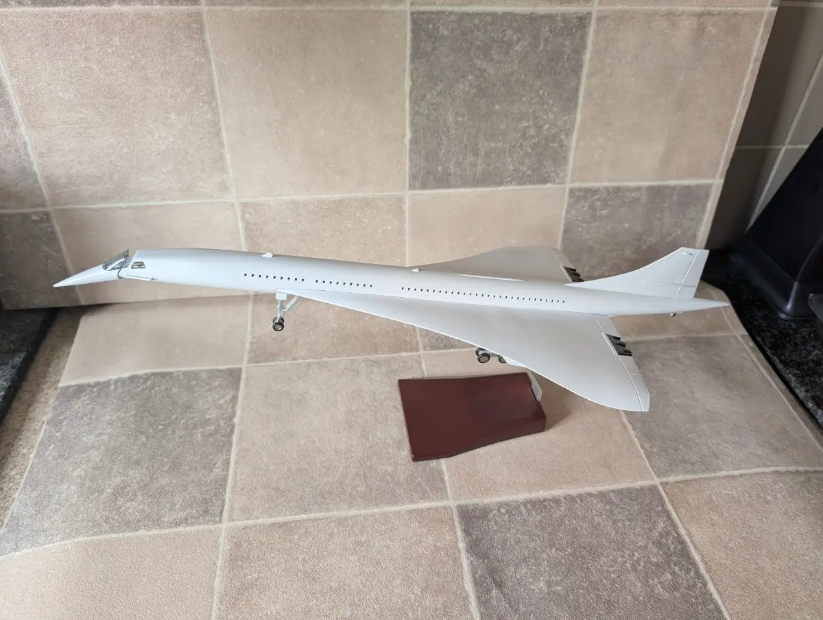 1:125 CONCORDE ABS/RESIN MODEL PLANE - £110 NO OFFERS