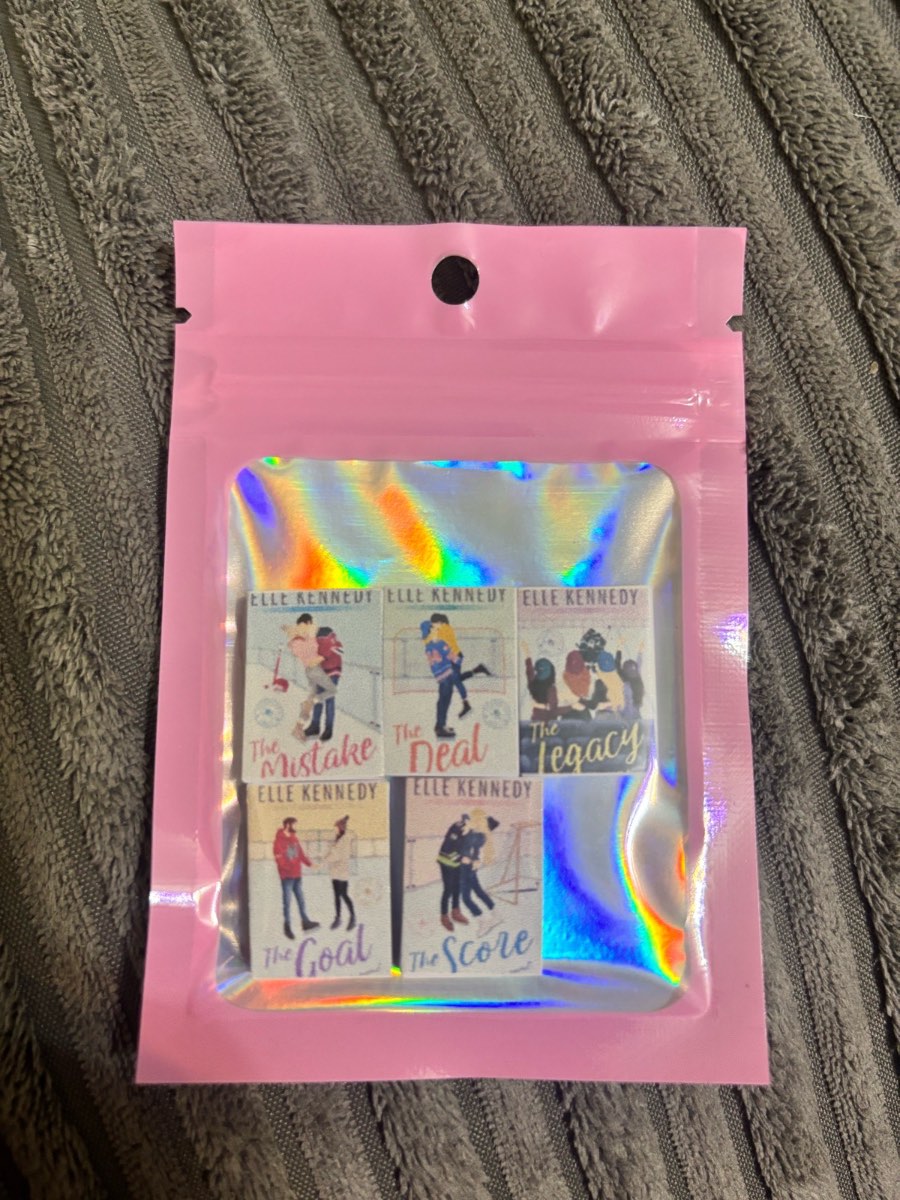 Off campus and Elsie silver mini books
