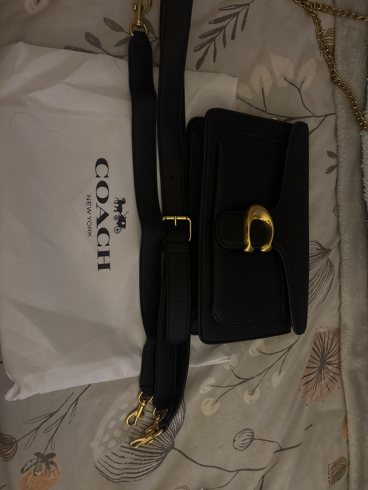 Black coach tabby bag