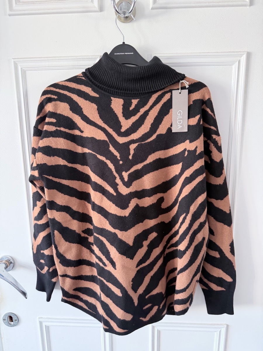 Gilda Zebra Funnel Neck Sweater, Brown & Black, Size Large, New With Tags