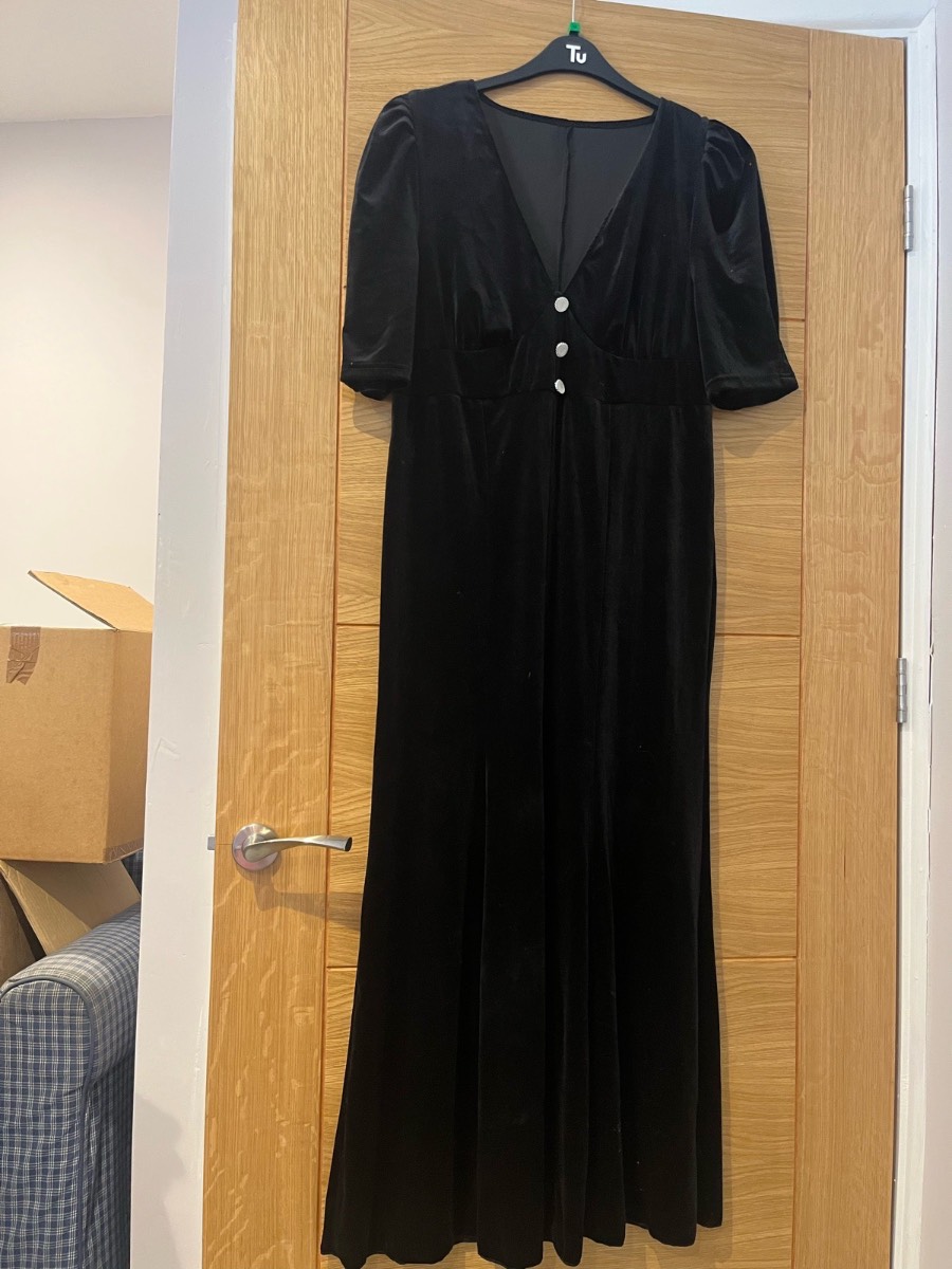 SHEIN black velvet dress