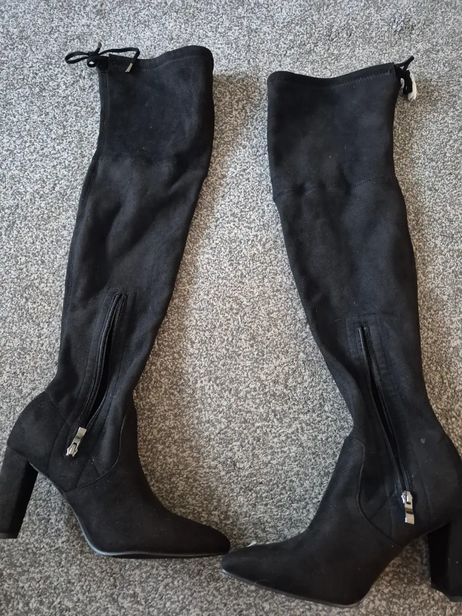 Thigh High Suede Boots Size 7