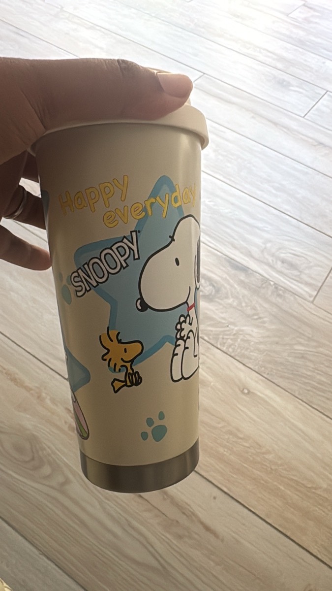 Snoopy tumbler for hot and cold drinks