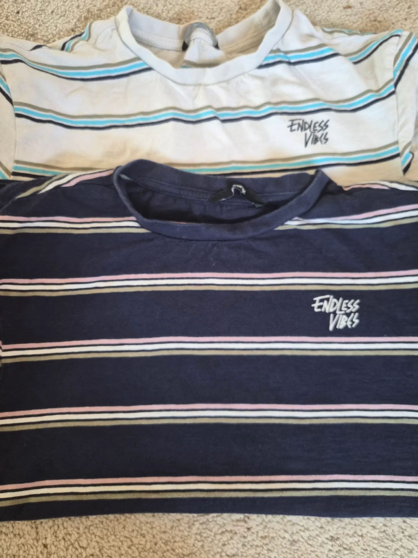 2x Boys tshirts age 8-9