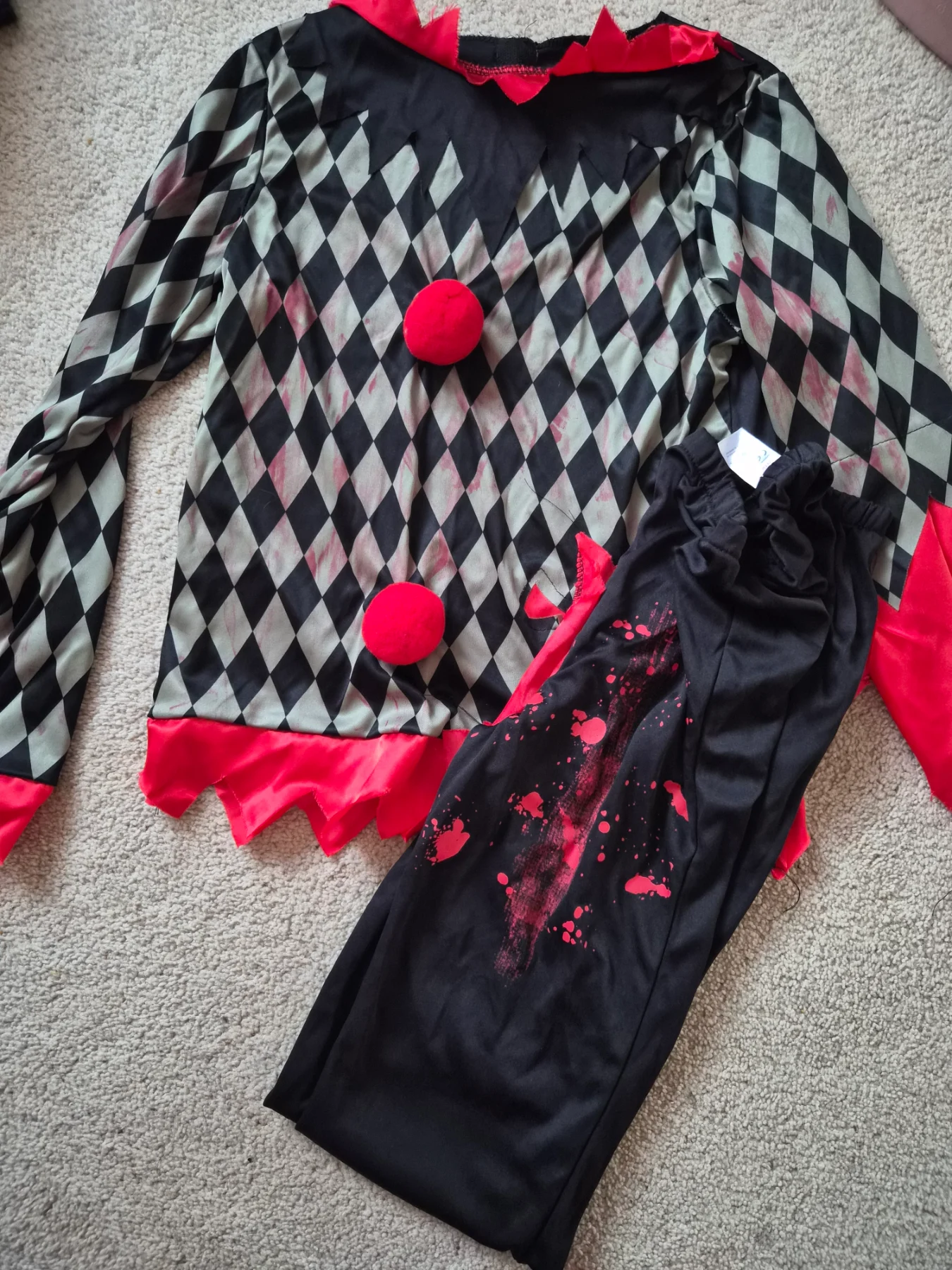 Halloween clown costume age 10-12 yrs