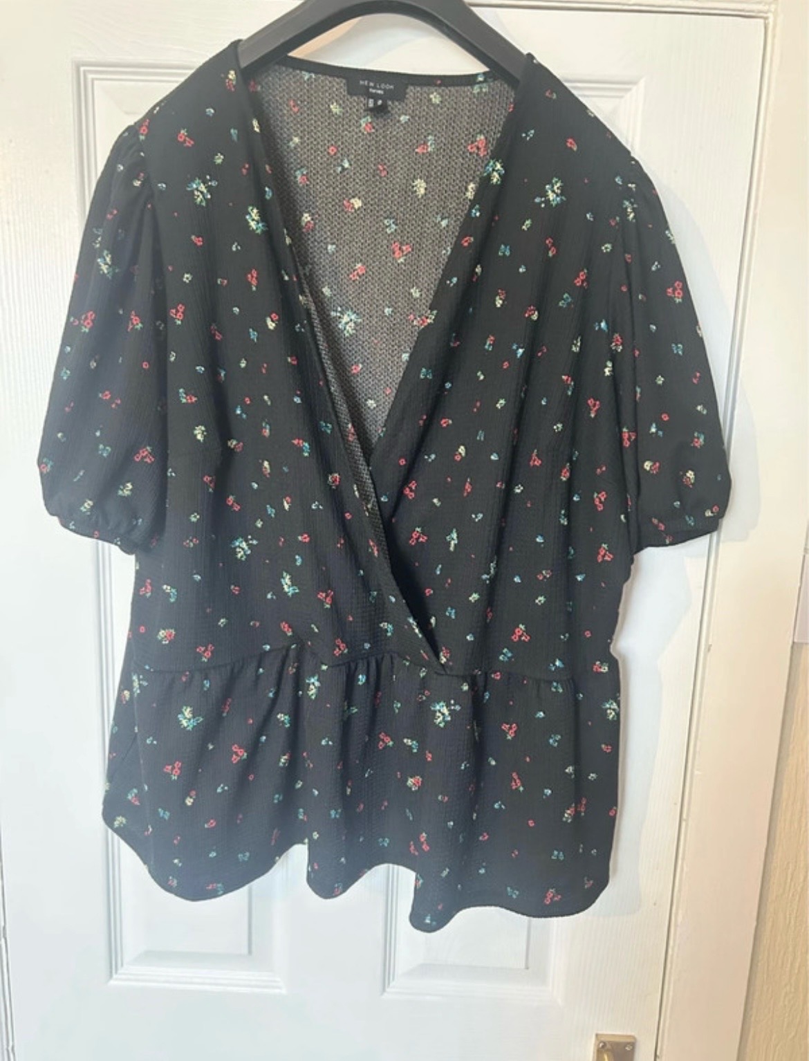 New Look Curves Black Floral Wrap Peplum Blouse UK 26
