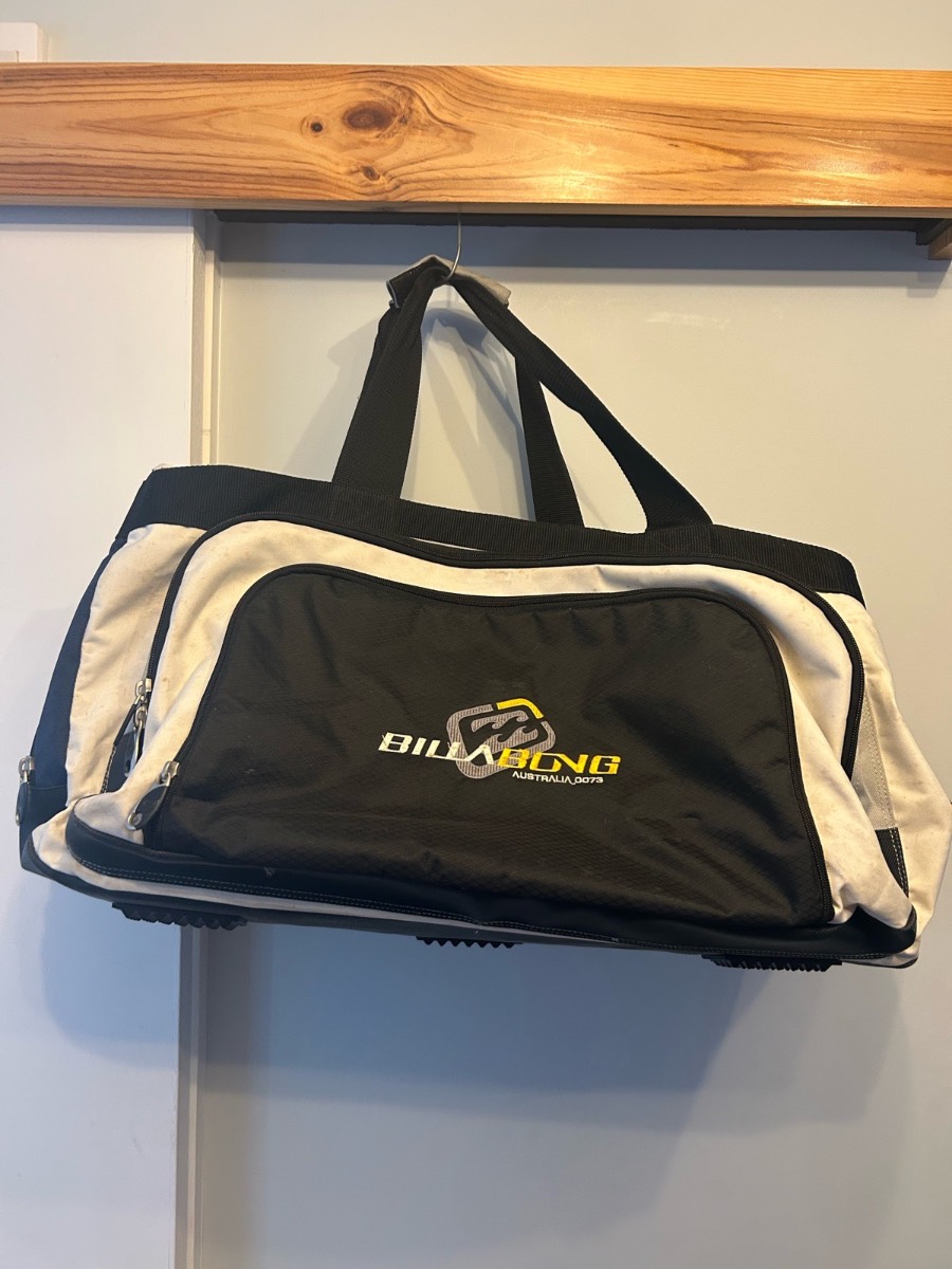 Vintage billabong duffle bag