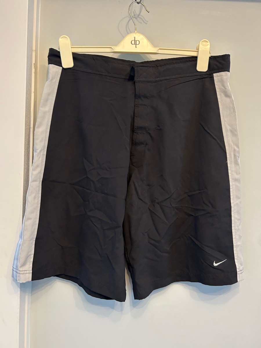 Vintage Nike boarding shorts Size 34 waist