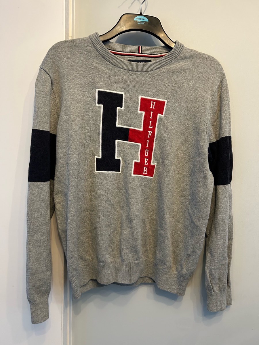 Tommy Hilfiger men’s sweater Size large