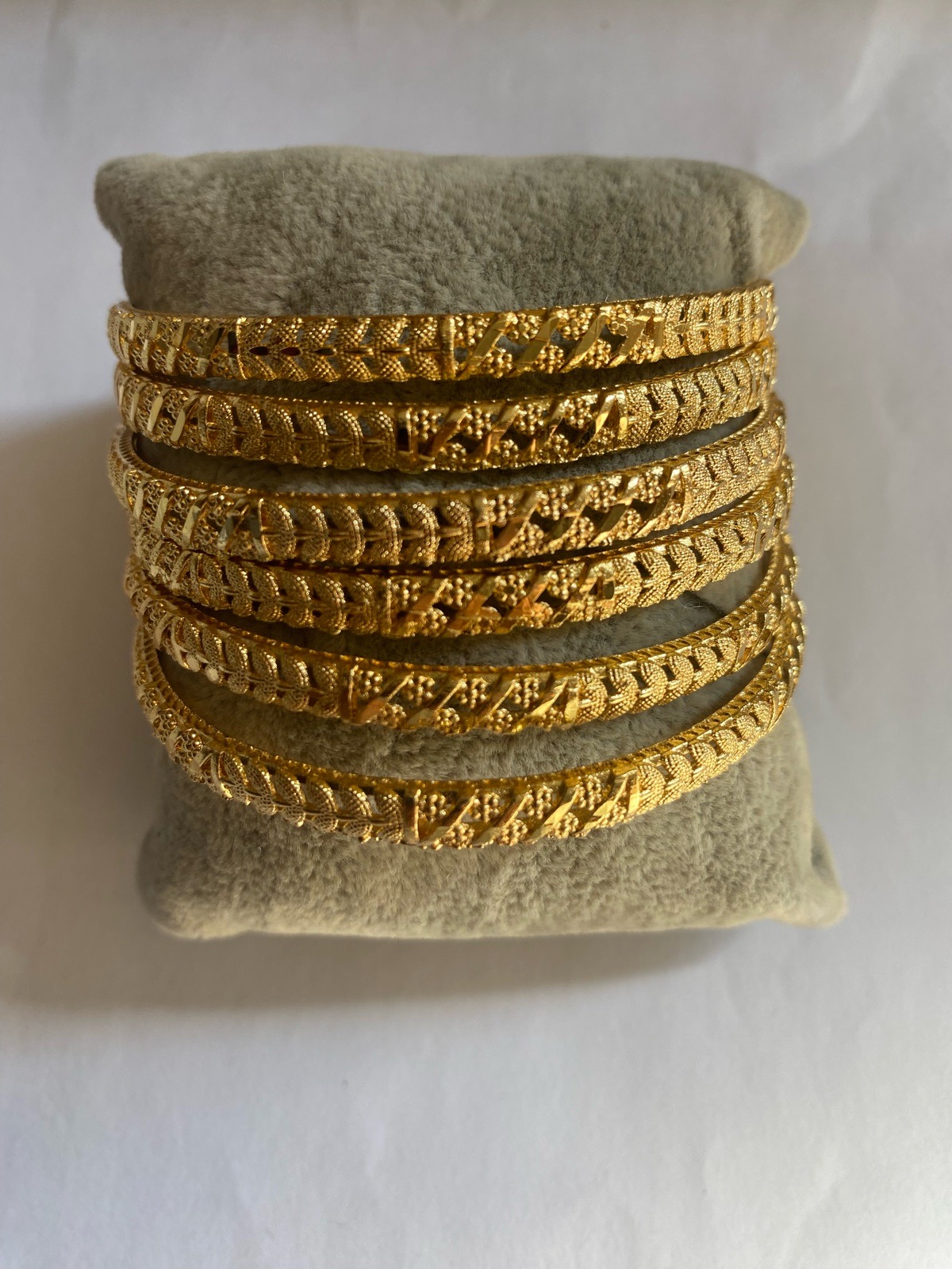 Brand new bangle bracelet