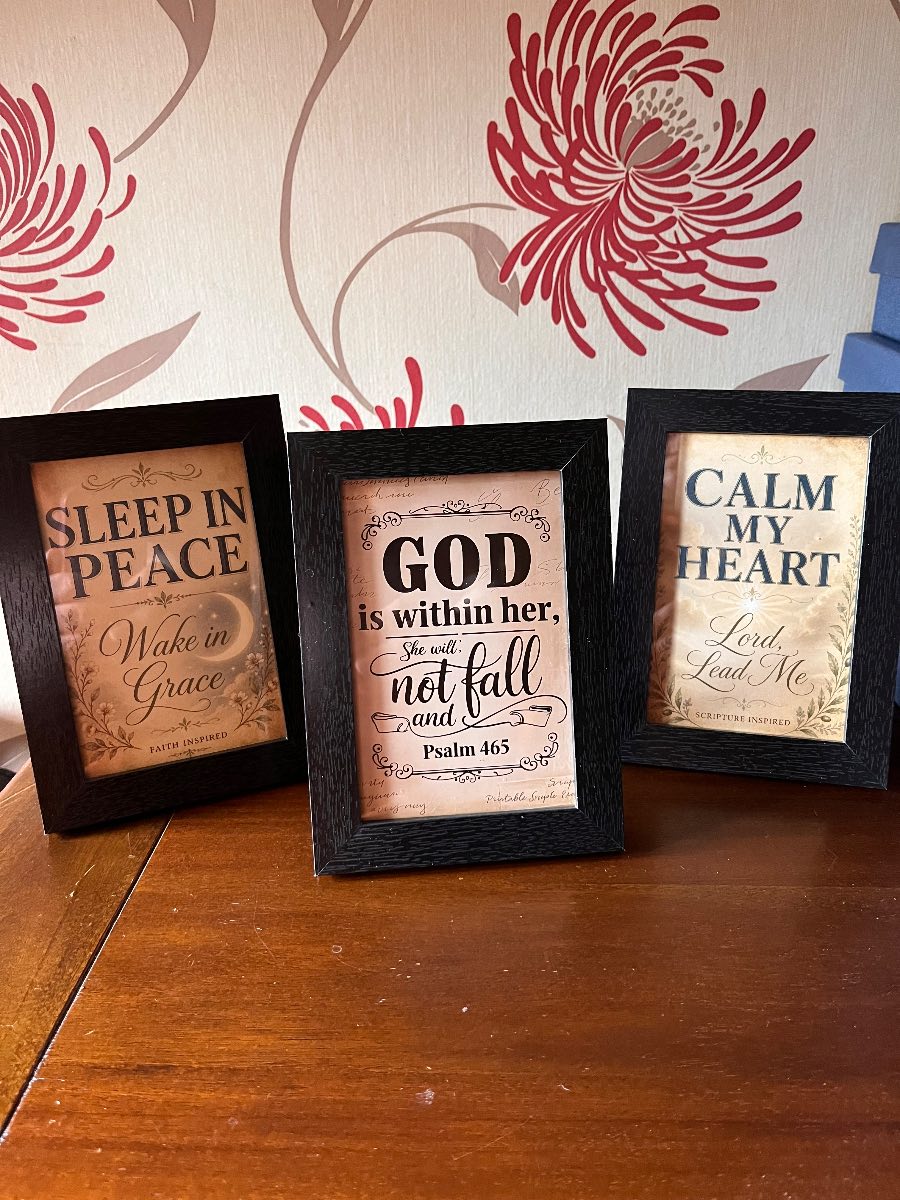 3 Christian frames