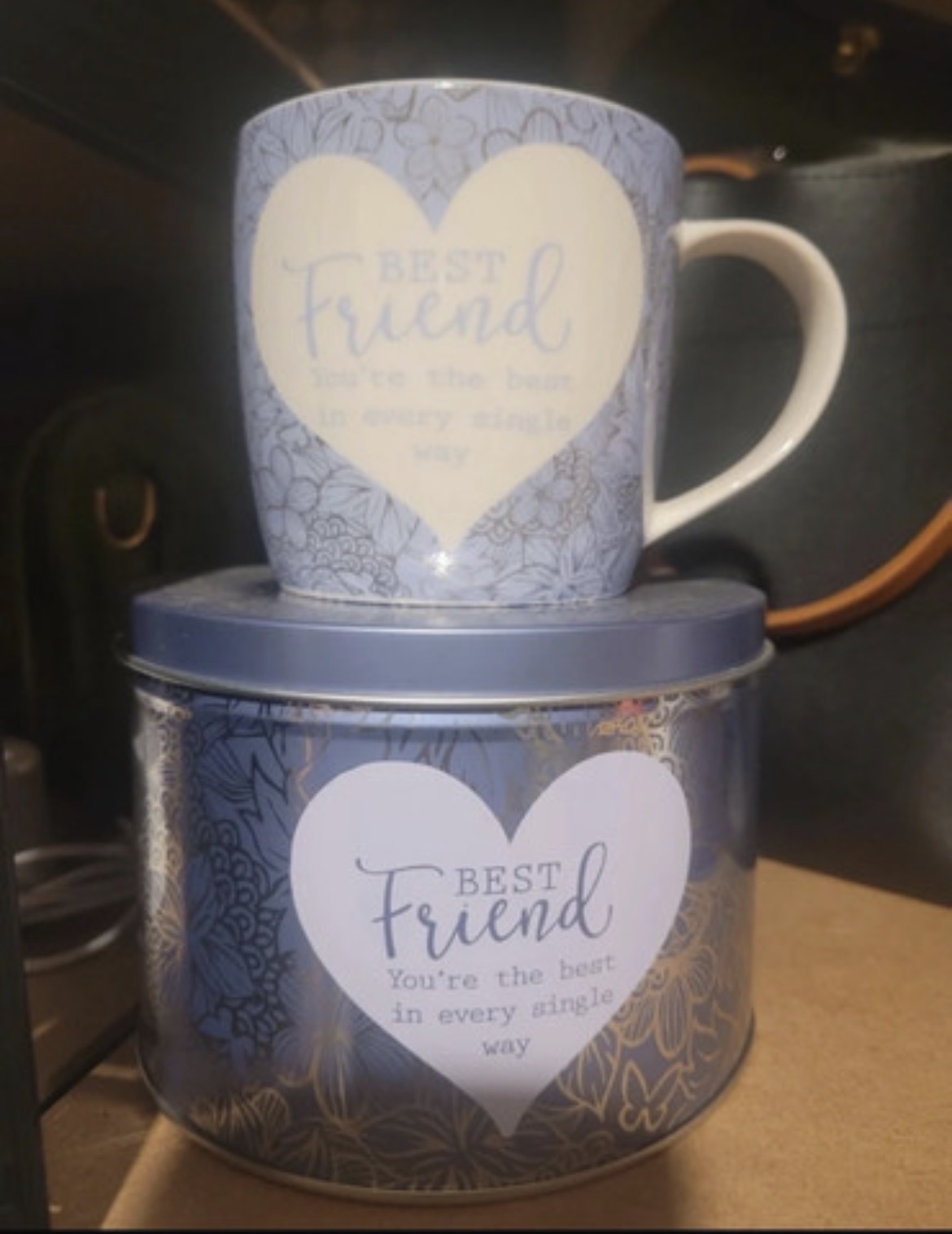 Friend mug gift in tin