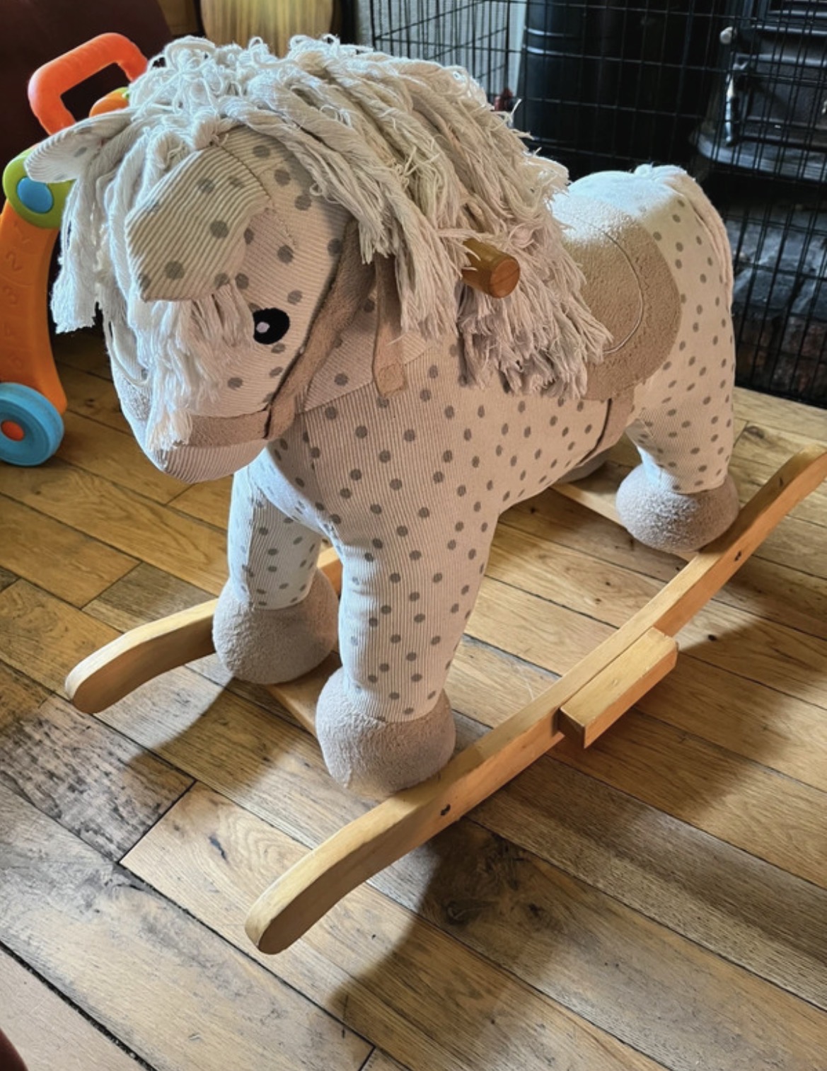 Rocking horse VG