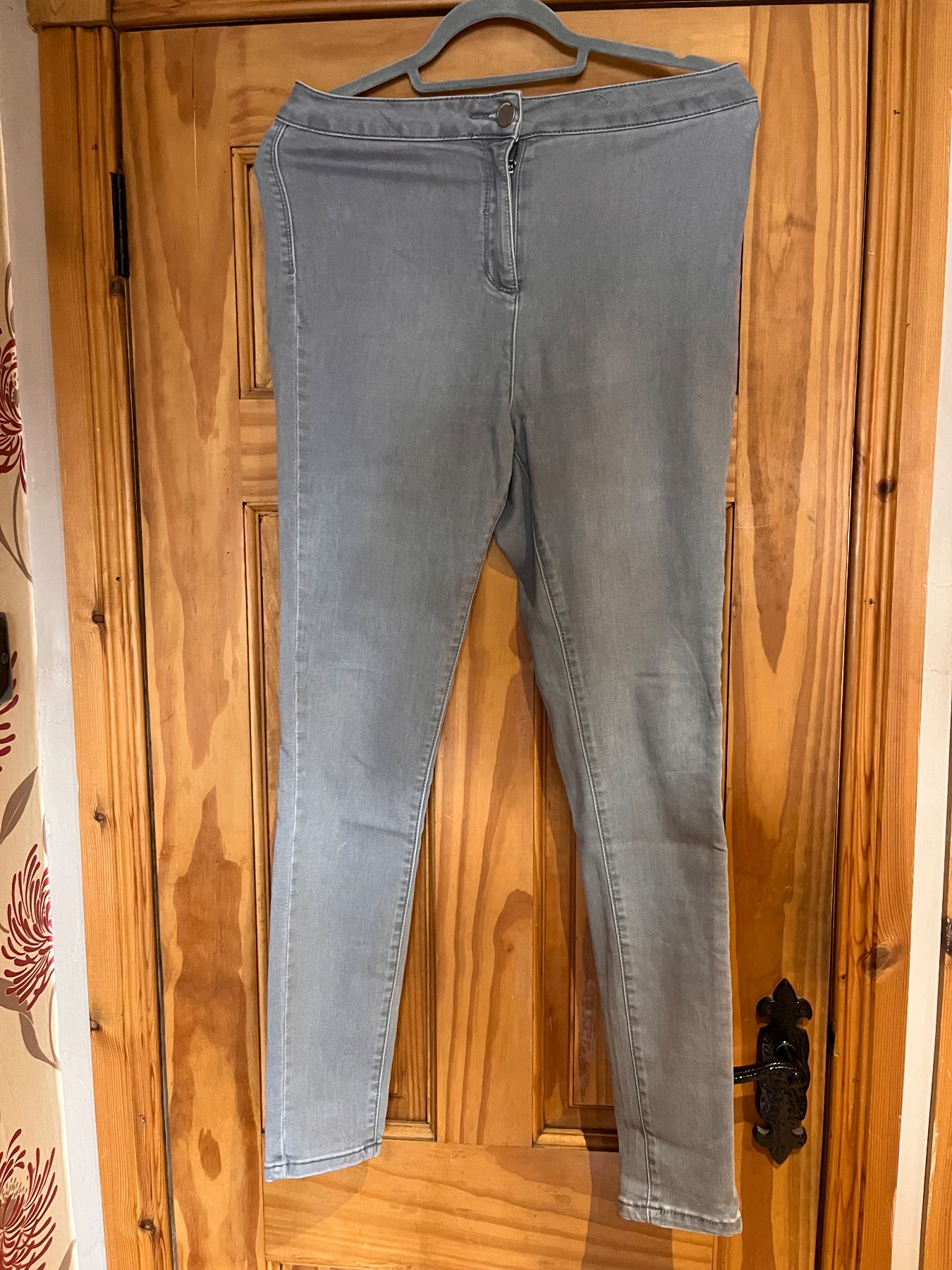 Grey skinny jeans, XL / 42 / 14