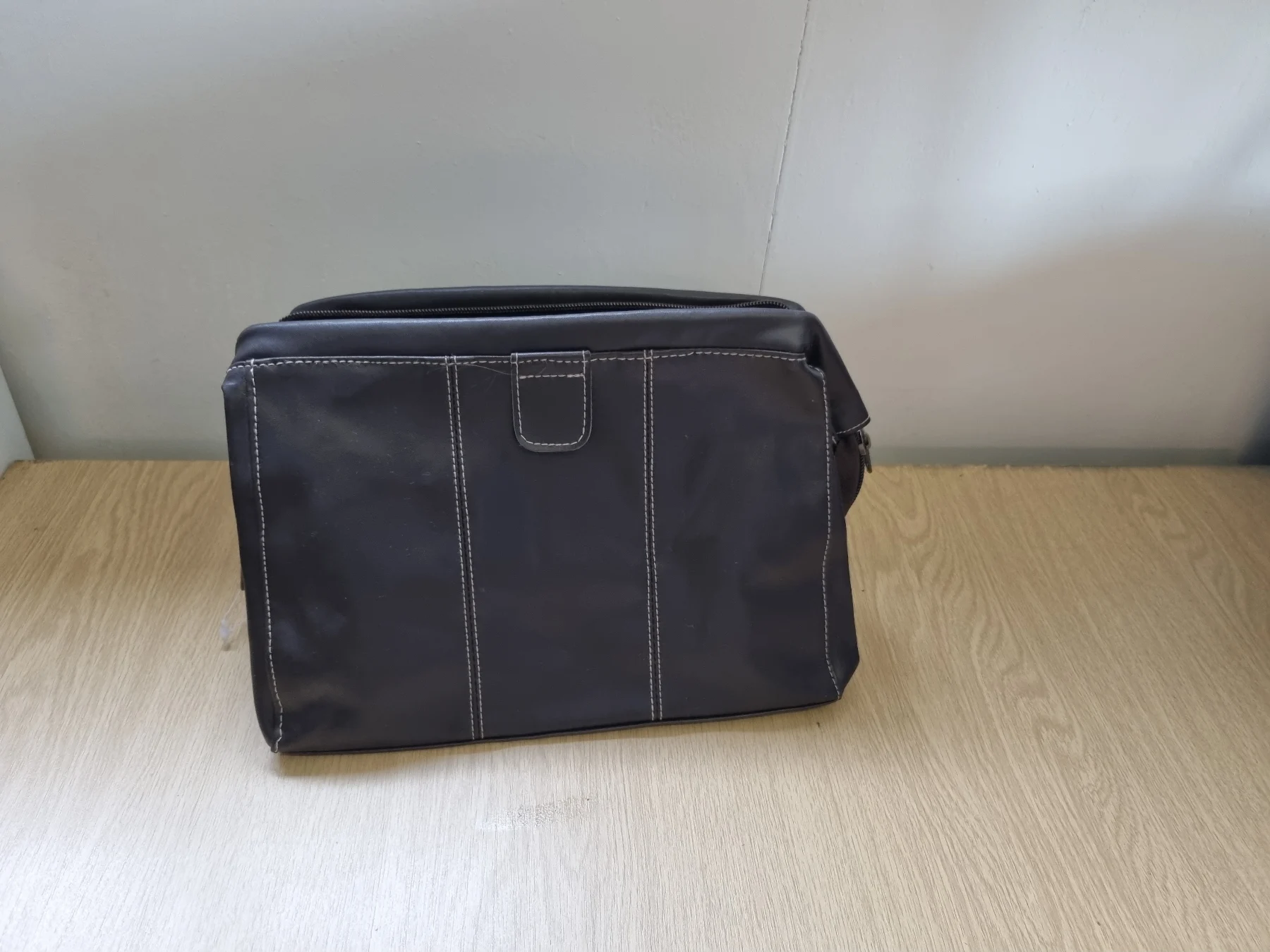 M&S Men's Toiletry Bag Brown PVC Leather Zipped New
