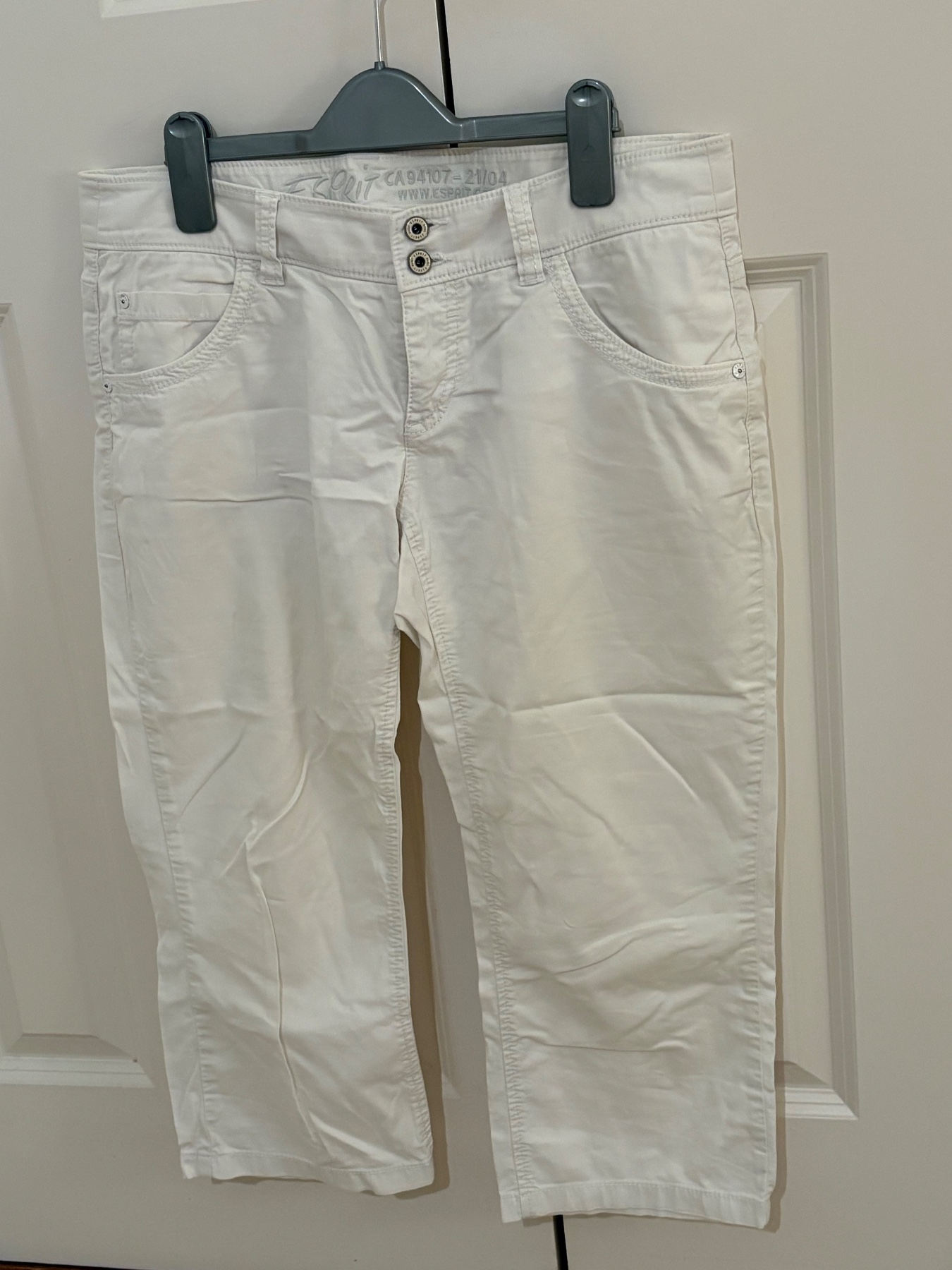 Esprit white cropped jeans