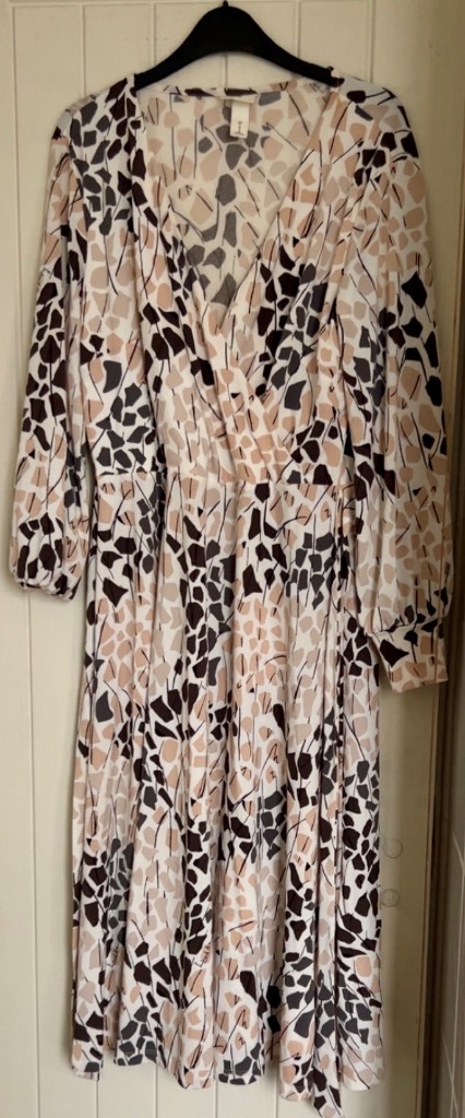 Richard Allan H&M dress