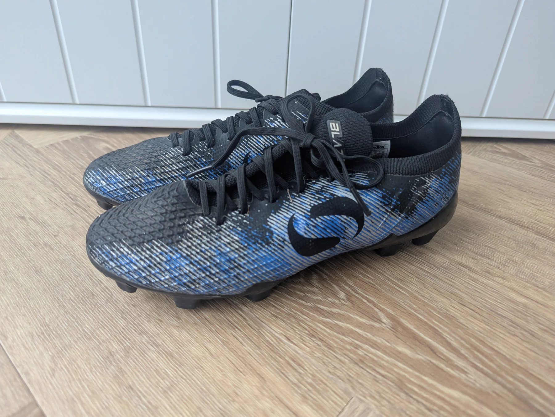 Sondico Blaze FG Football Boots Size UK 2 Blue Black Lace Up