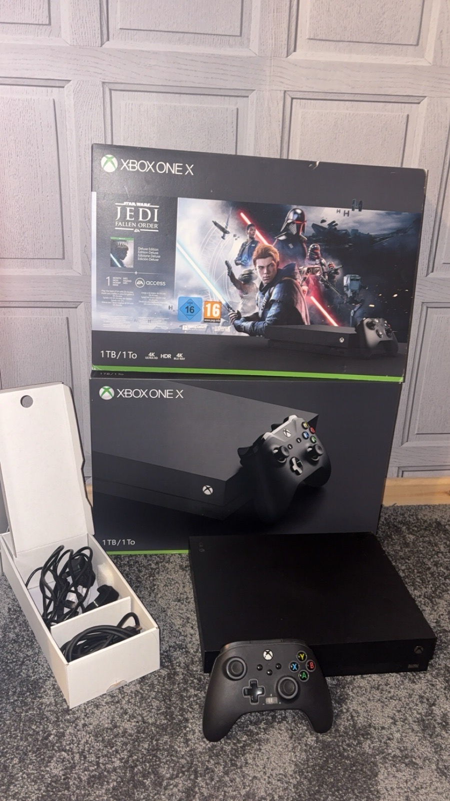 Xbox one X 1TB console