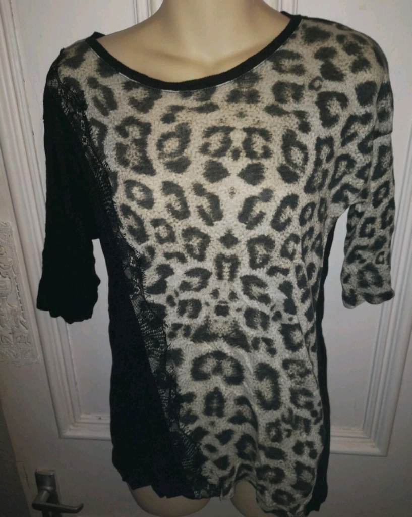 Zara Black Leopard Print Jumper Short Sleeve Tight Knit Lace Trim Size Medium