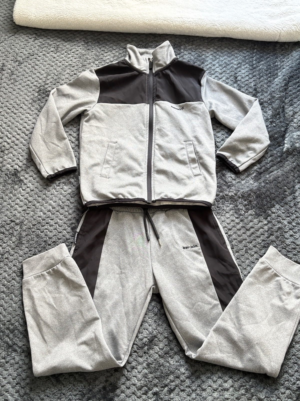 Boys tracksuit