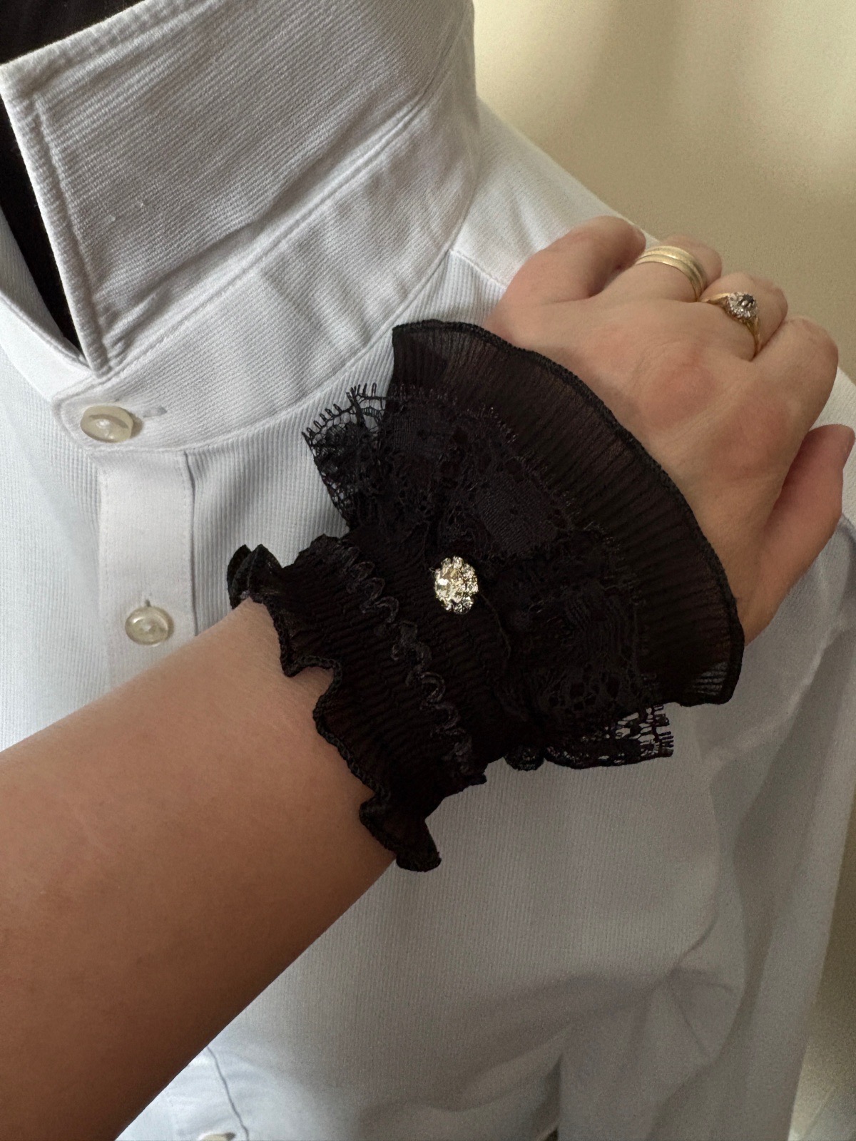 Black cuffs for women’s