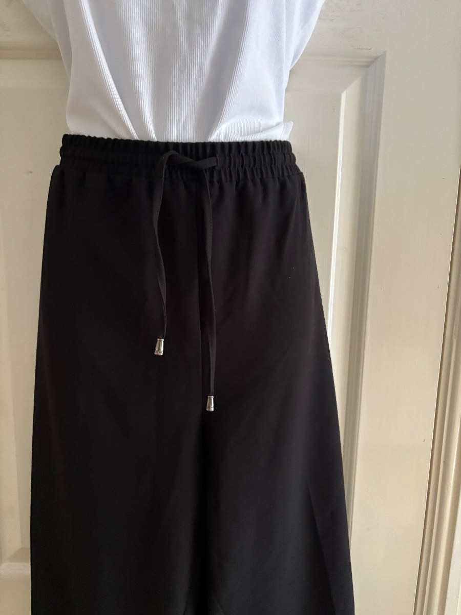 Size 18 black Elasticated waist trousers