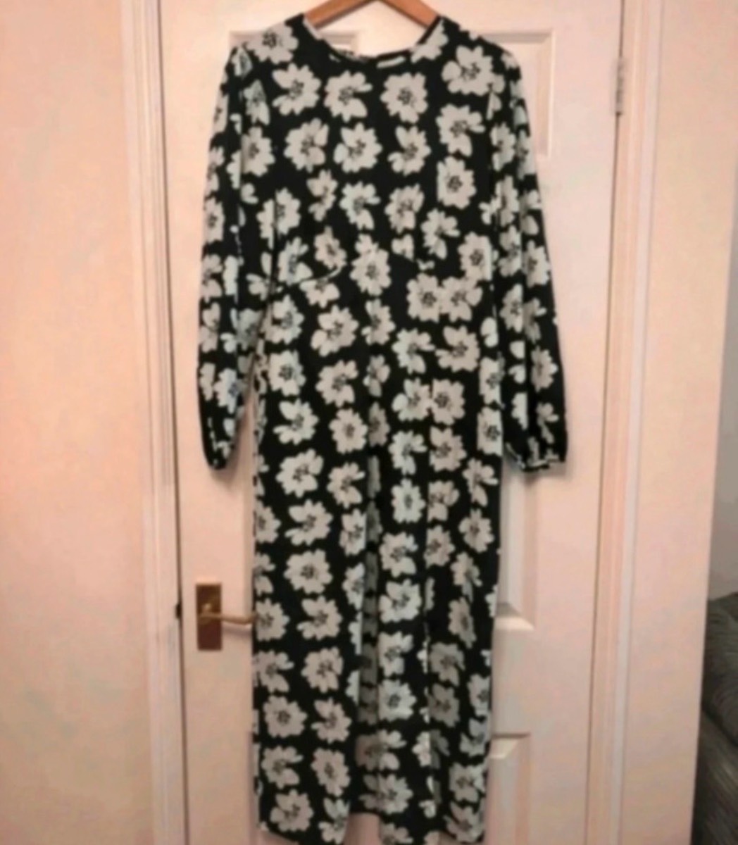 New look size 14 black and white floral print dress