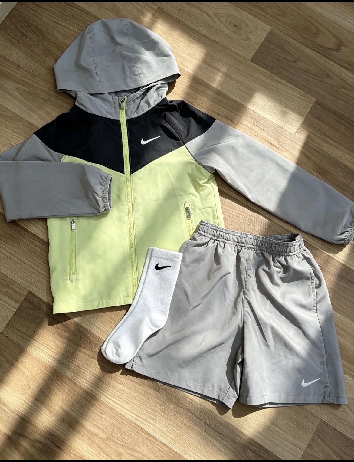 Nike 2-piece shorts & jacket