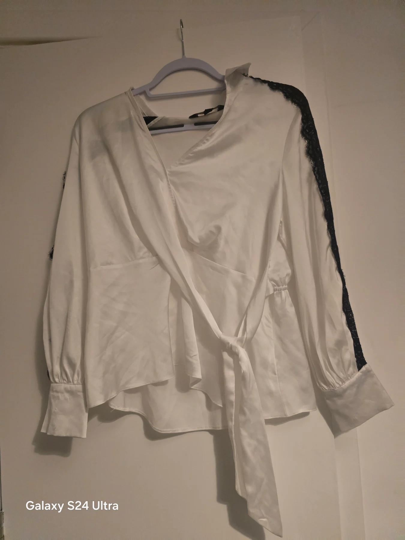 Lipsy beautiful silky top