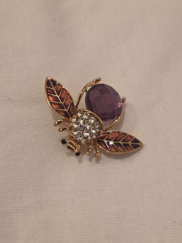 Purple bee brooch enamel diamanté