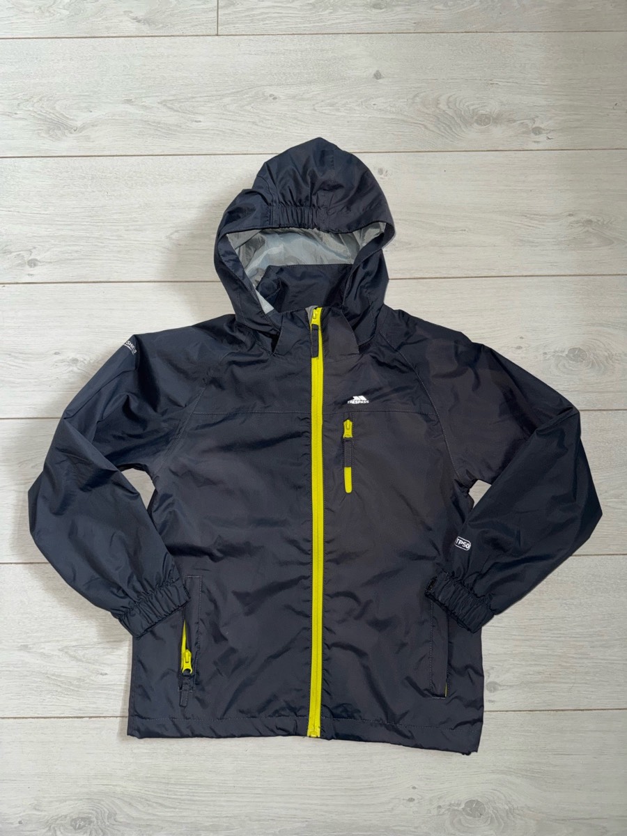 Trespass Kids TP50 Waterproof Jacket 7-8 Years Black Hooded Coat