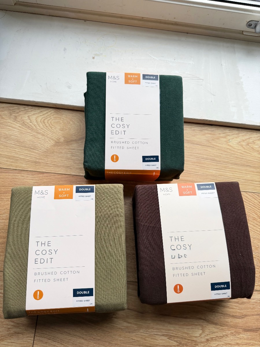 M&S 3 fitted sheet "double" Brushed cotton, Dark Green, RRP £18
