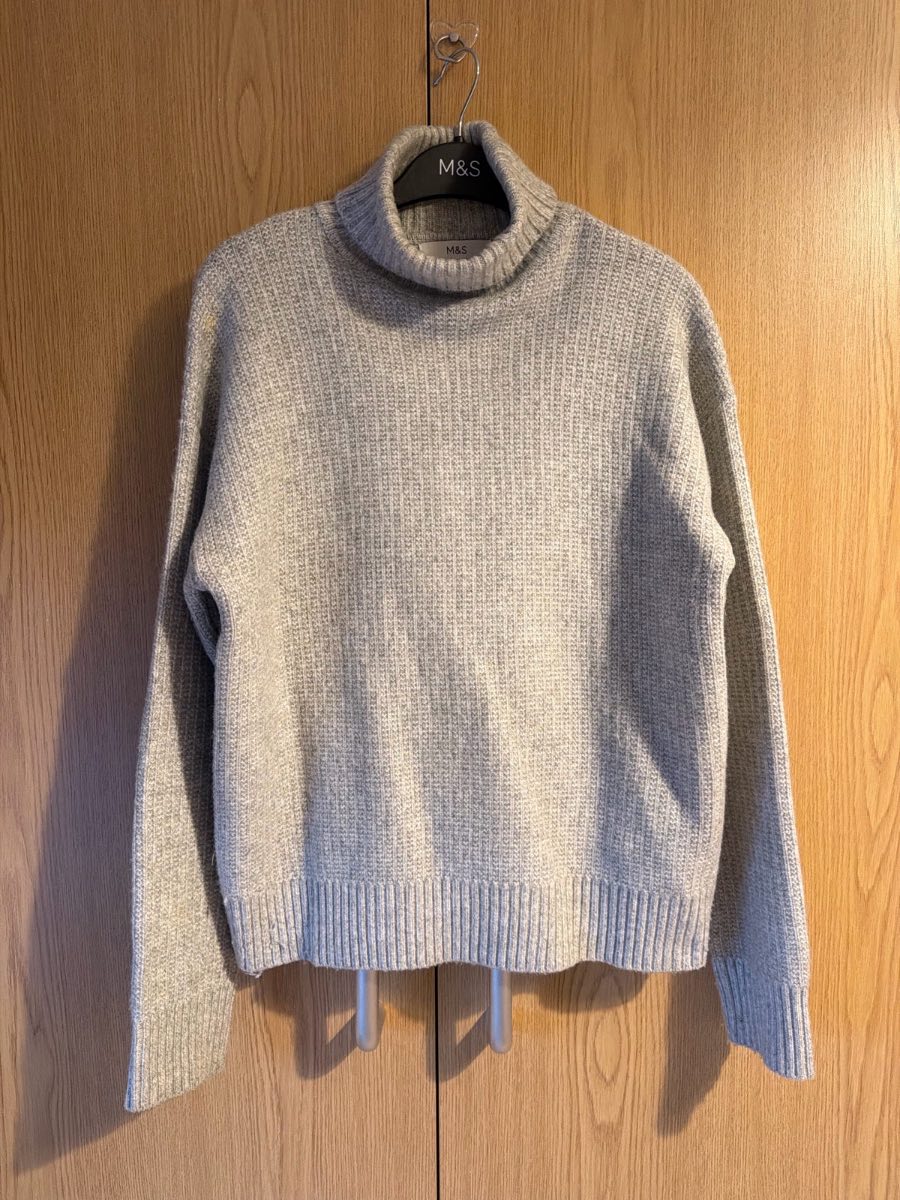M&S grey ribbed turtleneck jumper knitted . Women Medium
