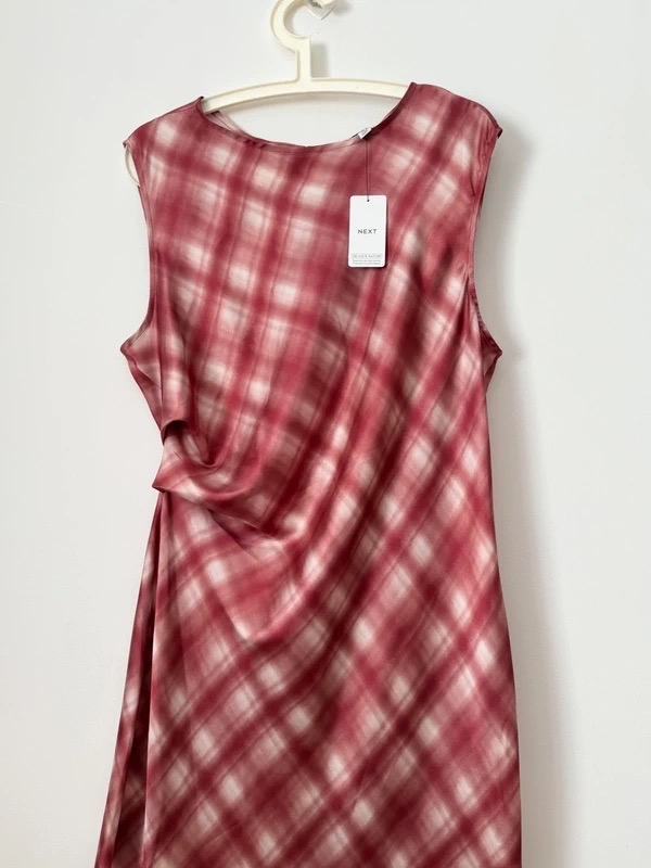 Next Silky style sleeveless dress, burgundy squareish shape prints size 14 uk
