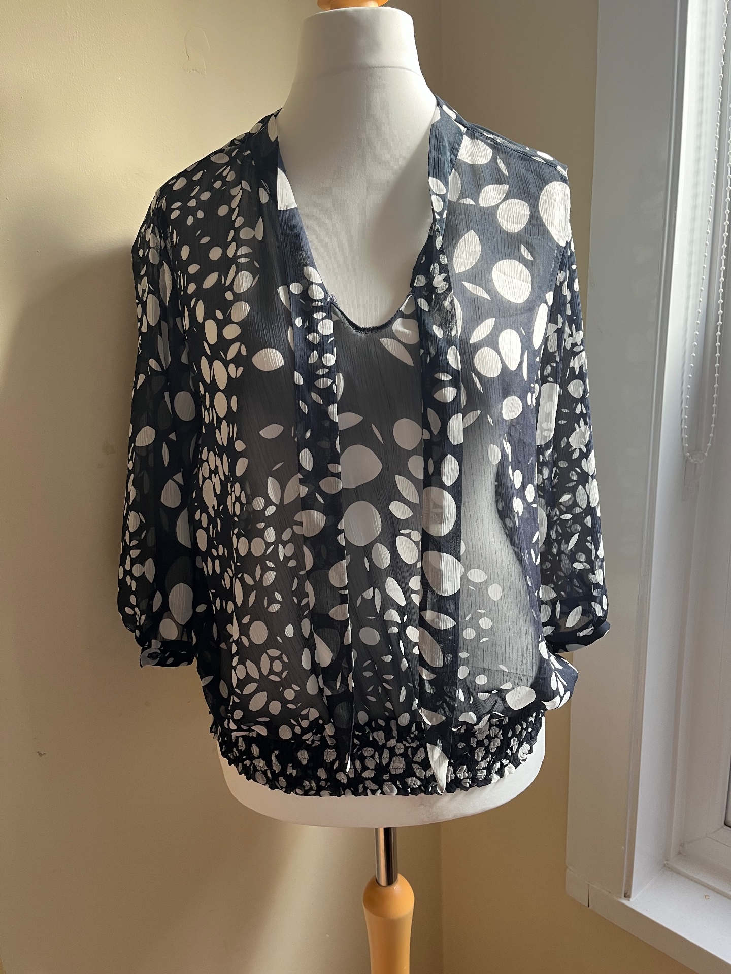 Wallis Navy & White Abstract Dot Blouse Size M (Fits UK 12) Sheer Smocked Hem