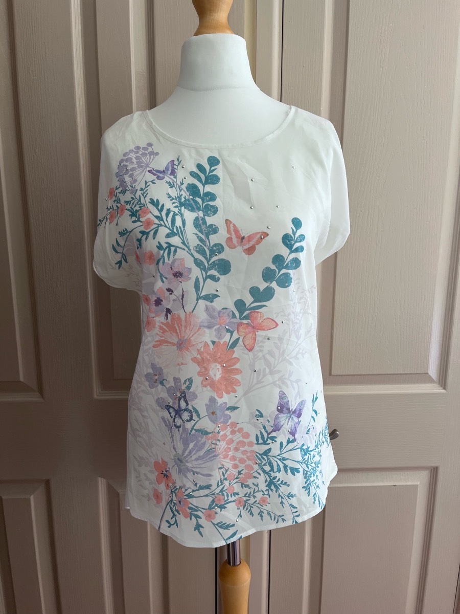 Tu White Floral & Butterfly Gem Embellished Top - Size 14