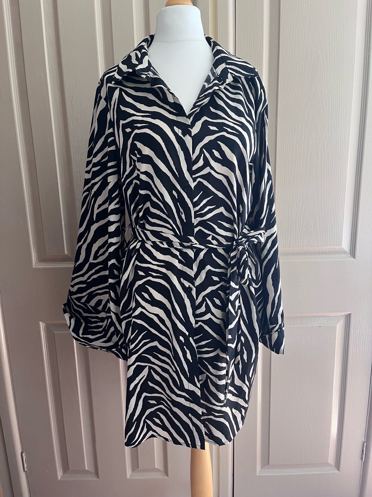 Boohoo Zebra Print Mini Shirt Dress with Wide Bell Sleeves - Size 16