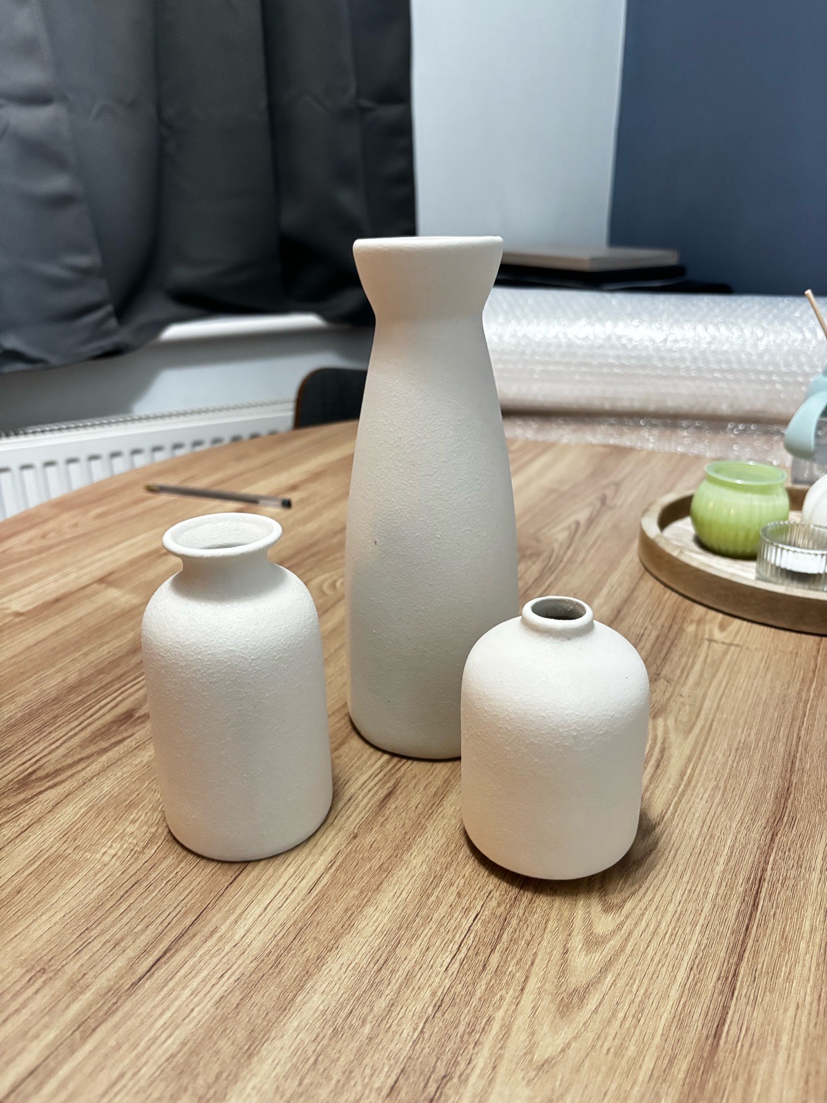 Set of 3 Textured White Ceramic Vases