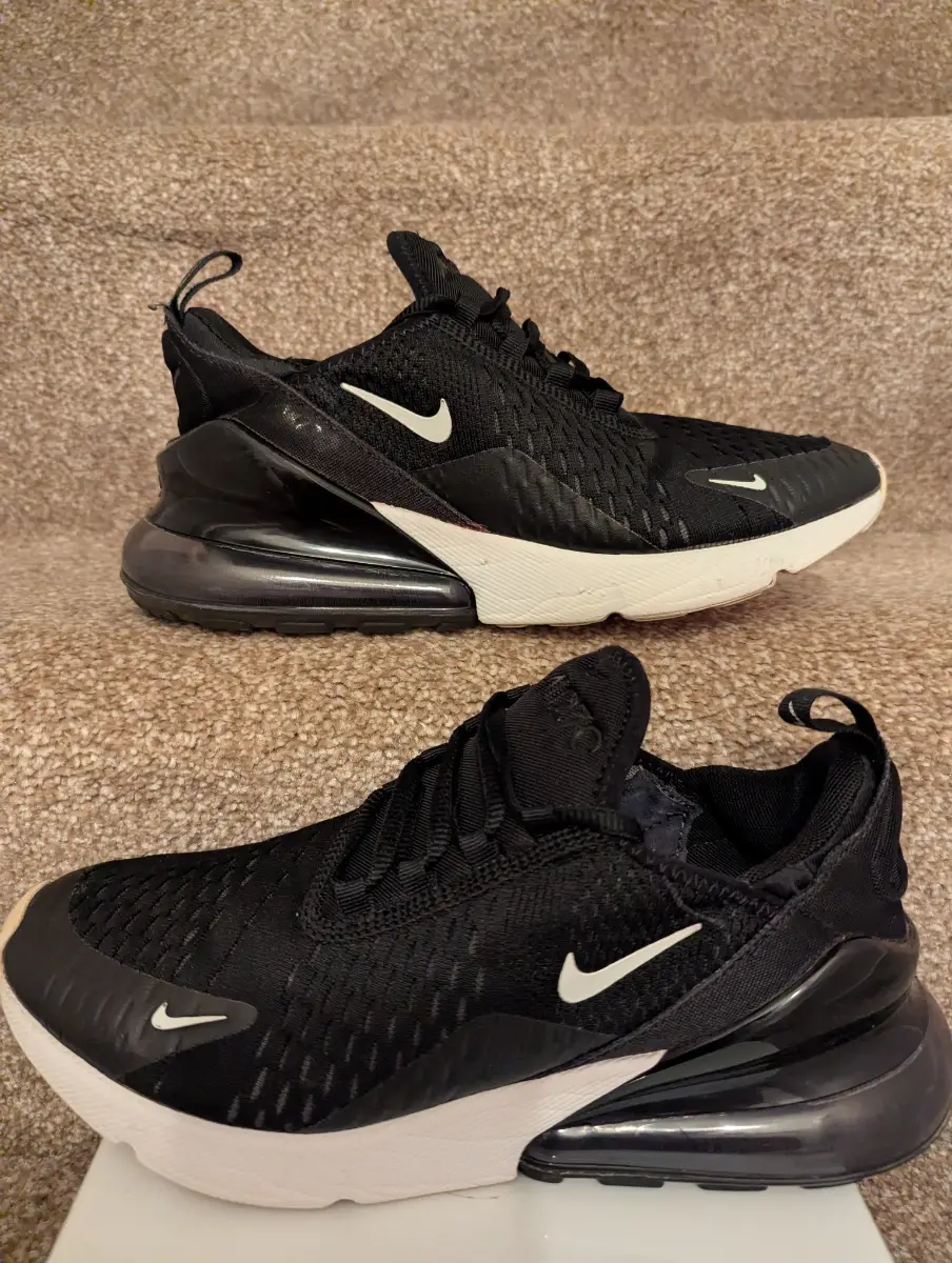 Nike Air 270 Black & White Trainers Size 6
