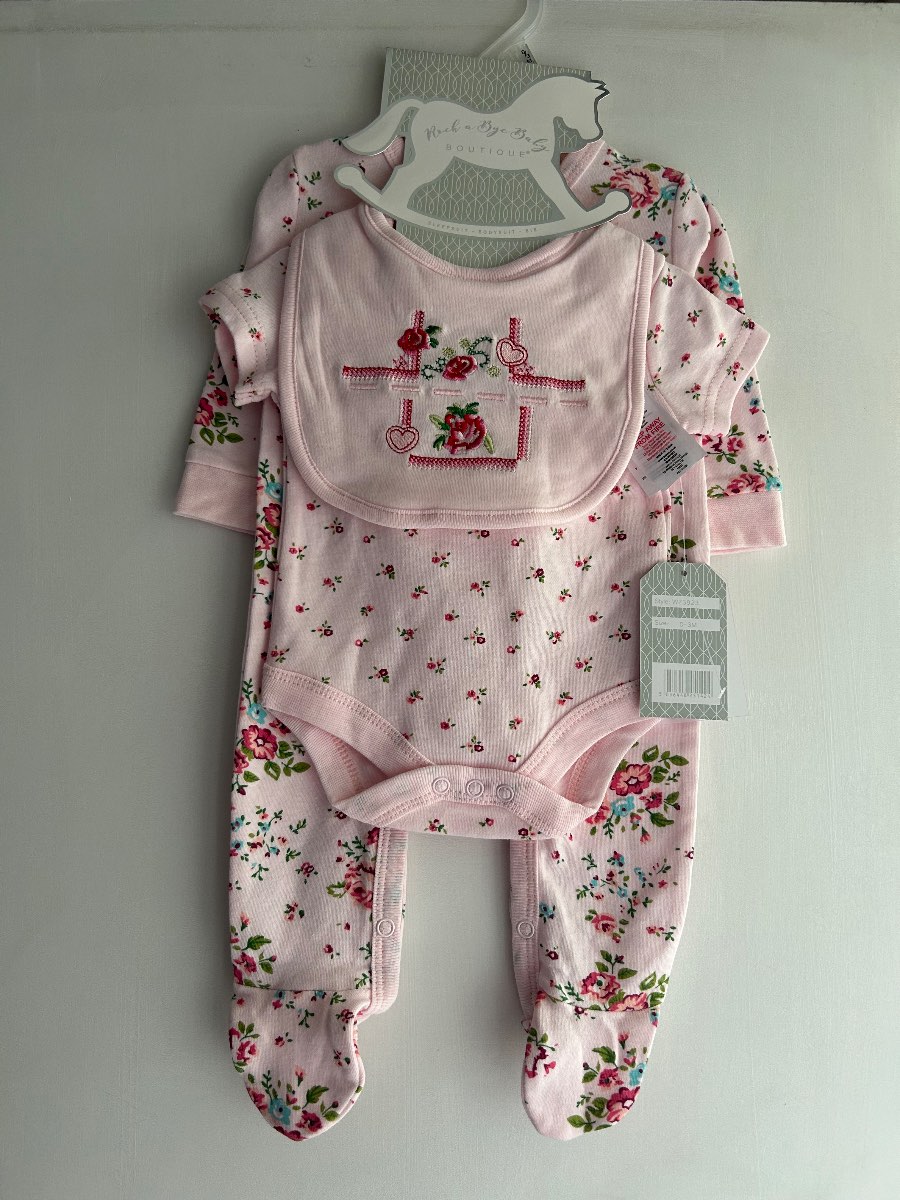 Rock a Bye Baby Boutique 3 Piece Floral Gift Set – 0-3 Months