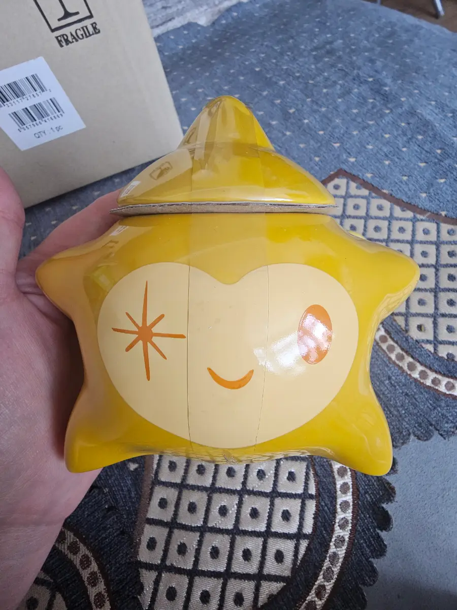 Disney Store Wish mugs with lid