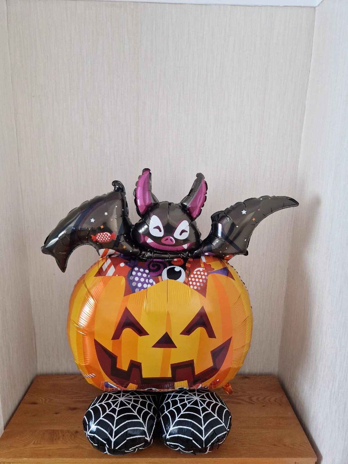 Large halloween bat pumpkin foil balloon. Halloween party decorations