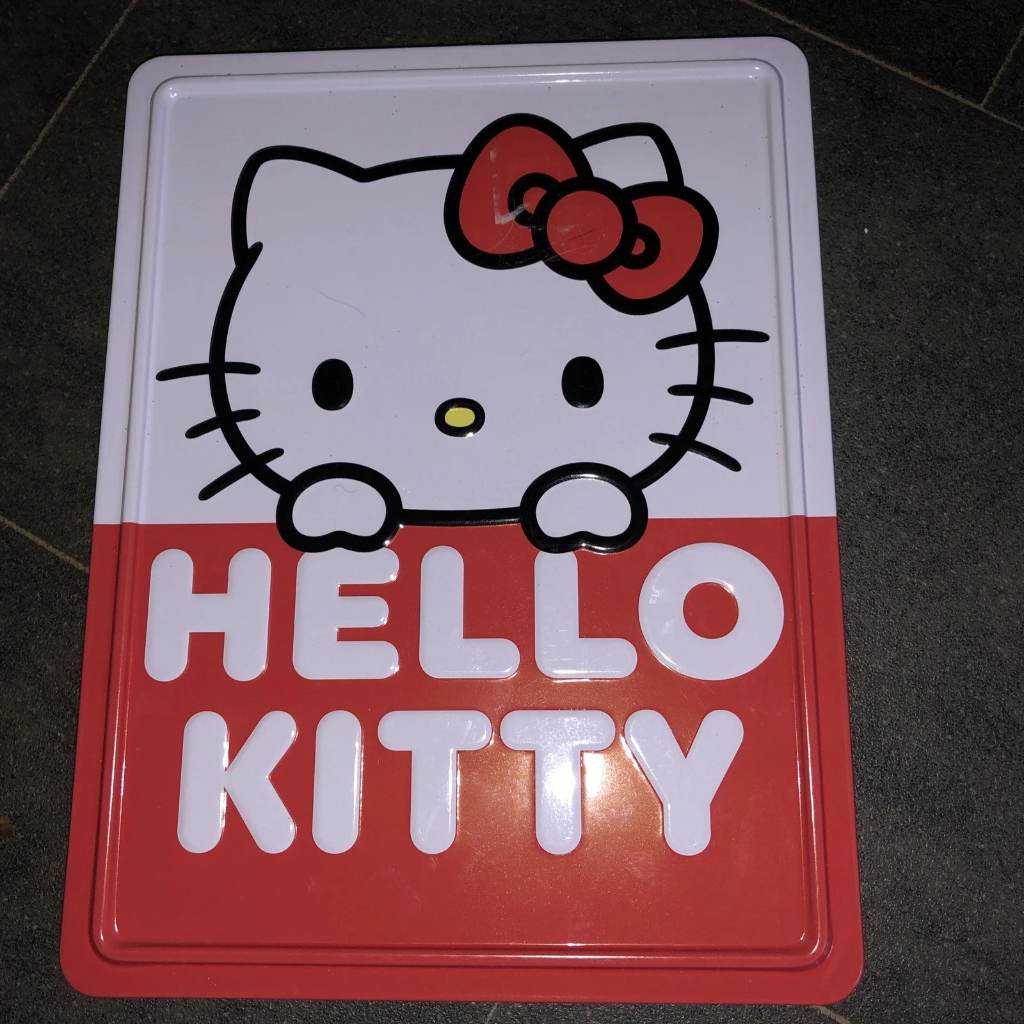 hello kitty activity set metal tin box