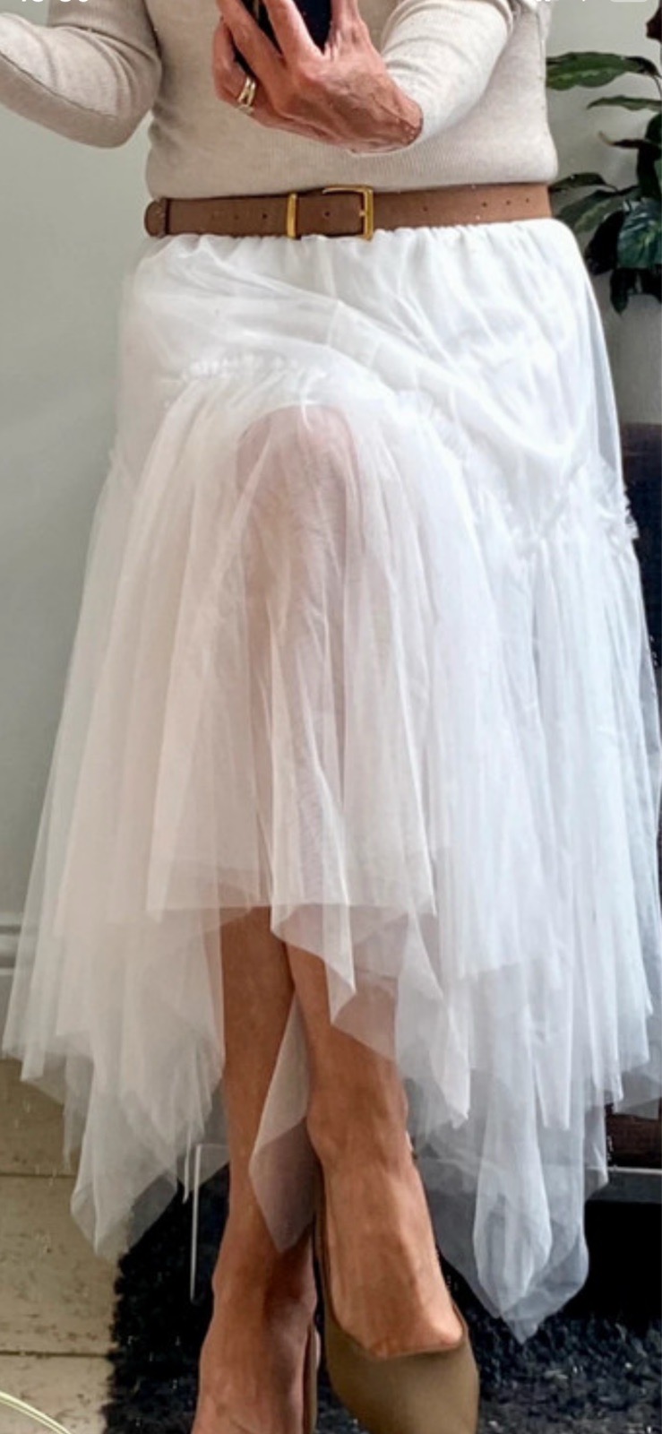 Summer net midi skirt white size 8-10 VGC