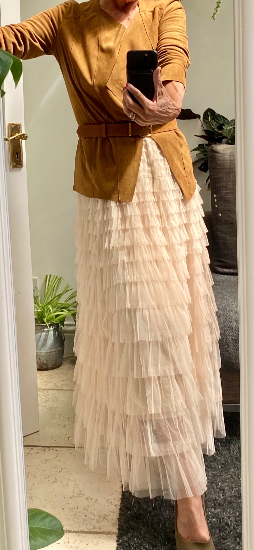Tiered net Maxi skirt size 10 VGC