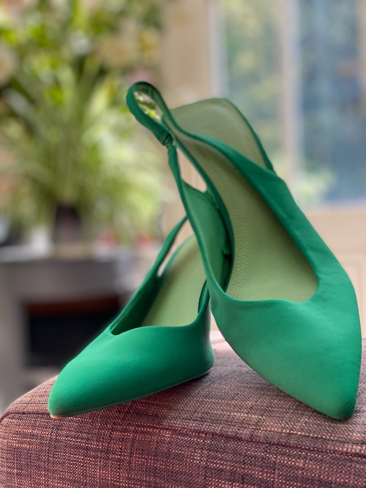 Stradivarius green heeled slingback shoes size 6