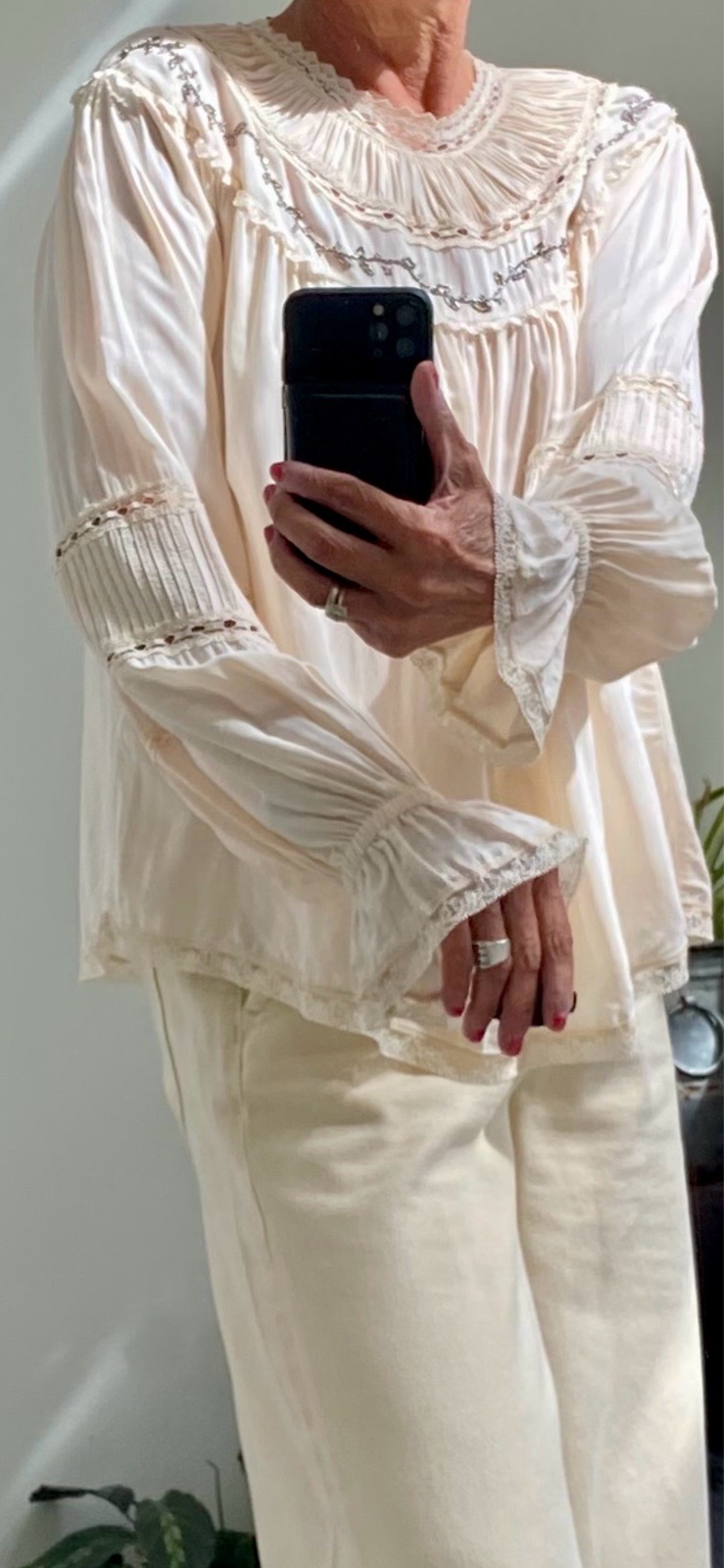 Zara blouse cream size 10