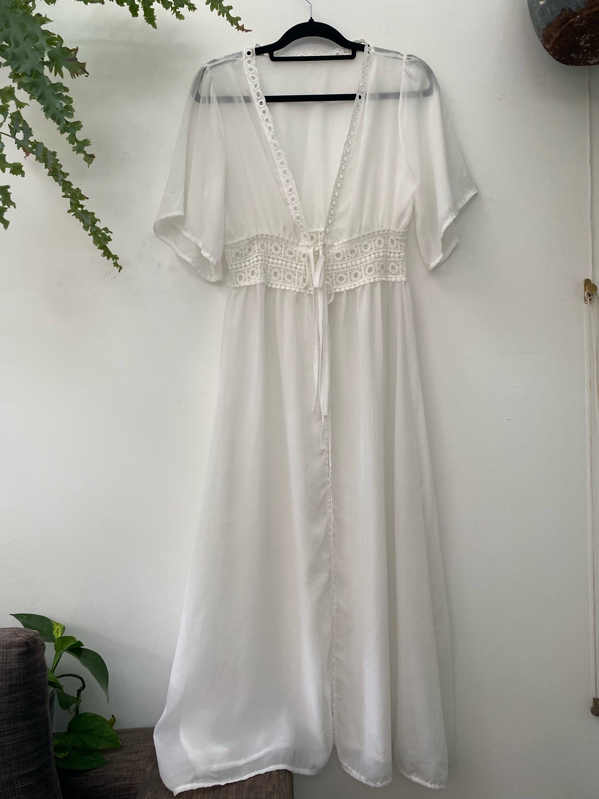 Summer kimono white size 8 VGC